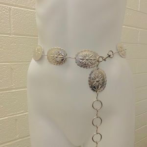 👢Vintage Flower 🌻Chain belt in Silver